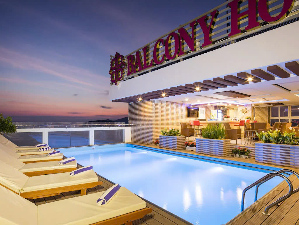 Balcony Hotel